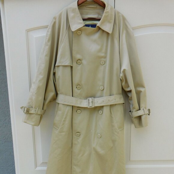 London Fog Khaki Double Breasted Trench Coat with Zip Out Liner 42 Reg Belted - Picture 10 of 15